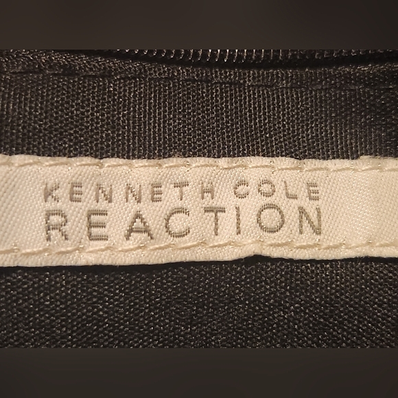 Kenneth Cole Reaction Woman's Dome Bag EUC - Picture 6 of 8